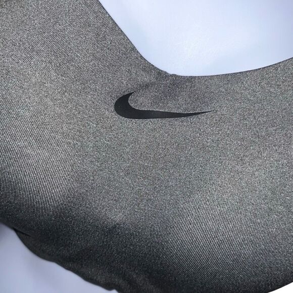 Nike Dri Fit Gray Sports Bra Size 34G - Picture 4 of 6